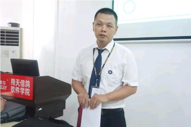 鄭州北大青鳥翔天信鴿A92班項目評審圓滿結(jié)束
