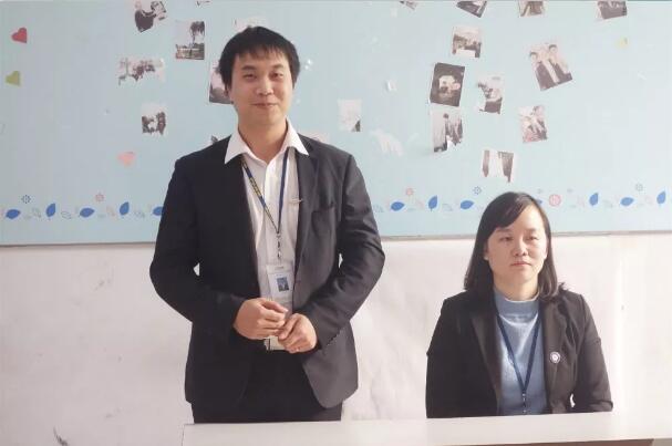 鄭州北大青鳥翔天信鴿B195學(xué)習(xí)互幫互助拜師大會