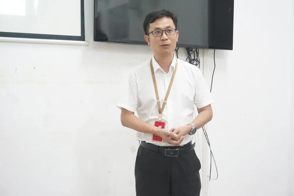 遇見鄭州北大青鳥翔天信鴿這樣的開學(xué)典禮