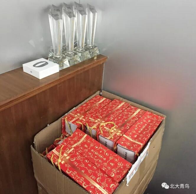 祝賀鄭州翔天信鴿“超級演說家”北方區(qū)域總決賽趙嚴博同學喜獲二等獎