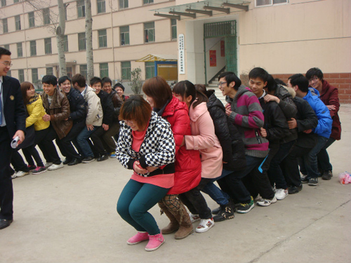 鄭州北大青鳥(niǎo)學(xué)員素質(zhì)拓展活動(dòng)